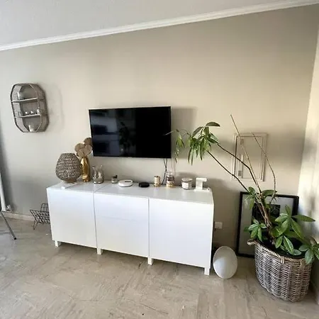 شقة Joli Studio Pres Des Plages *